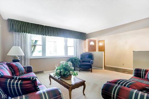 311 W Hill Valley Drive Indianapolis IN 46217