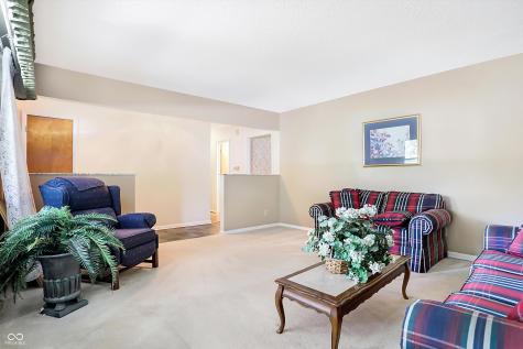 311 W Hill Valley Drive Indianapolis IN 46217