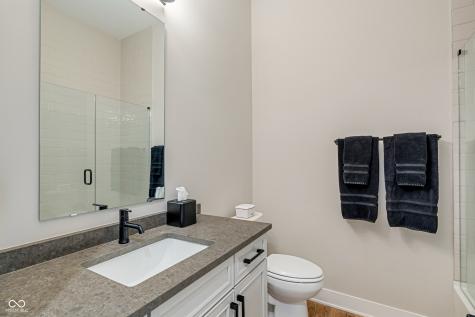 922 Berkhamsted Lane Carmel IN 46032