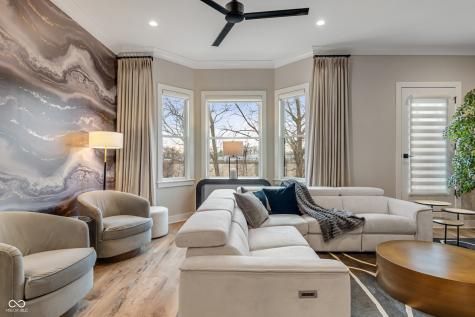 922 Berkhamsted Lane Carmel IN 46032