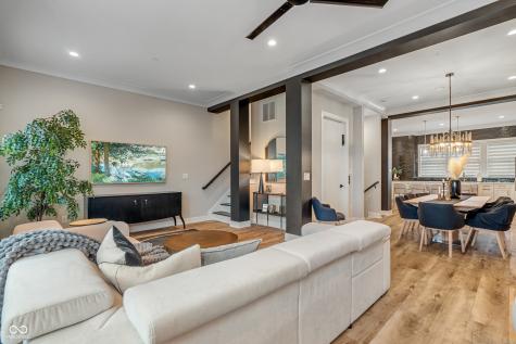 922 Berkhamsted Lane Carmel IN 46032