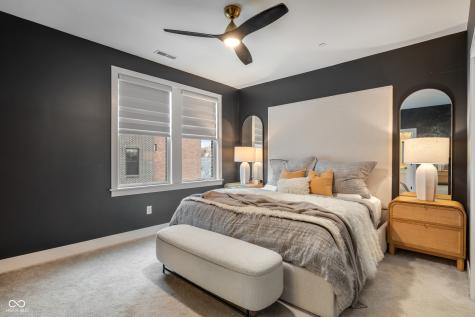 922 Berkhamsted Lane Carmel IN 46032