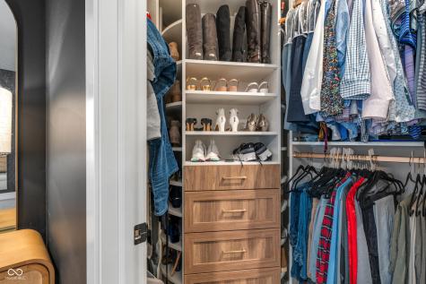 922 Berkhamsted Lane Carmel IN 46032