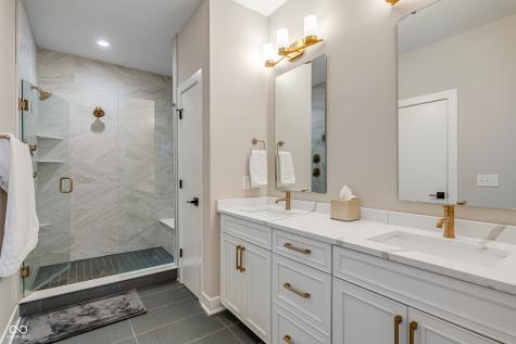 922 Berkhamsted Lane Carmel IN 46032