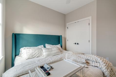 922 Berkhamsted Lane Carmel IN 46032