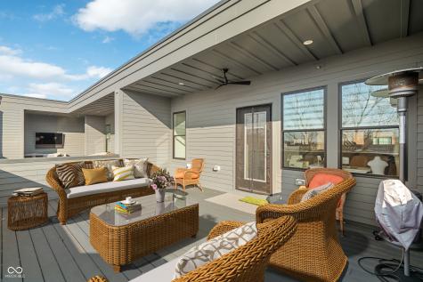 922 Berkhamsted Lane Carmel IN 46032