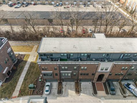 922 Berkhamsted Lane Carmel IN 46032