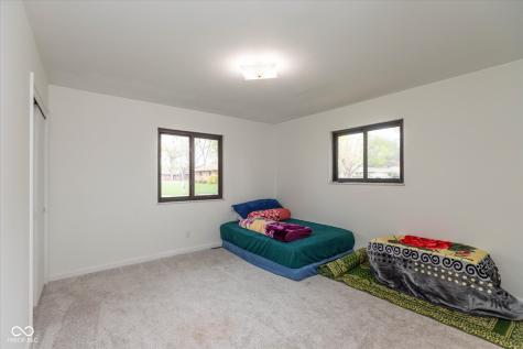 715 Ralston Road Indianapolis IN 46217
