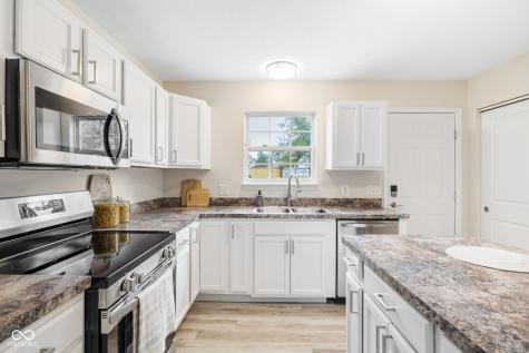 18 E Caven Street Indianapolis IN 46225