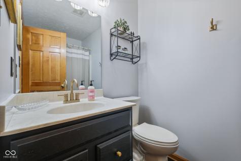 7144 Sunset Point Drive Indianapolis IN 46259