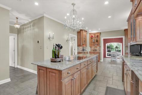 5440 E 75th Street Indianapolis IN 46250