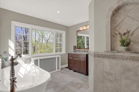 5440 E 75th Street Indianapolis IN 46250