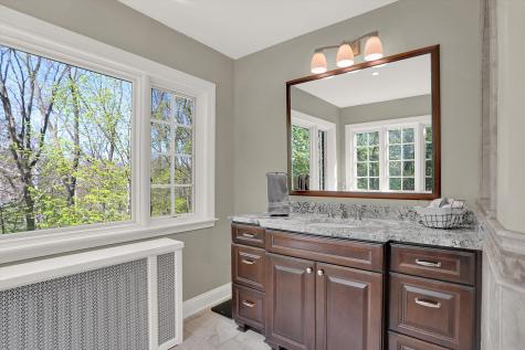 5440 E 75th Street Indianapolis IN 46250