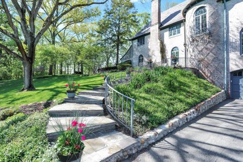 5440 E 75th Street Indianapolis IN 46250