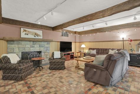 5440 E 75th Street Indianapolis IN 46250