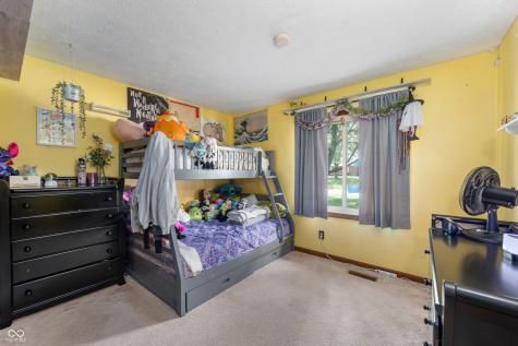 7630 W Mockingbird Court Fairland IN 46126