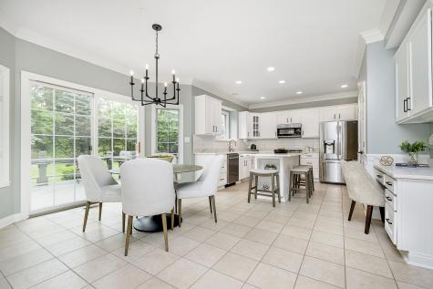 9356 Deer Ridge Drive Zionsville IN 46077