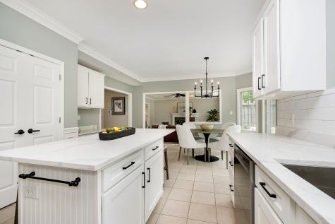 9356 Deer Ridge Drive Zionsville IN 46077