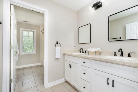 9356 Deer Ridge Drive Zionsville IN 46077