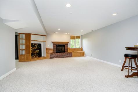 9356 Deer Ridge Drive Zionsville IN 46077