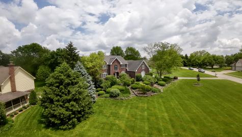 9356 Deer Ridge Drive Zionsville IN 46077