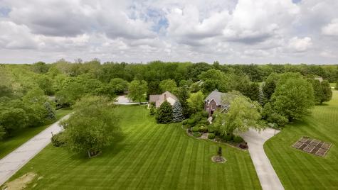9356 Deer Ridge Drive Zionsville IN 46077