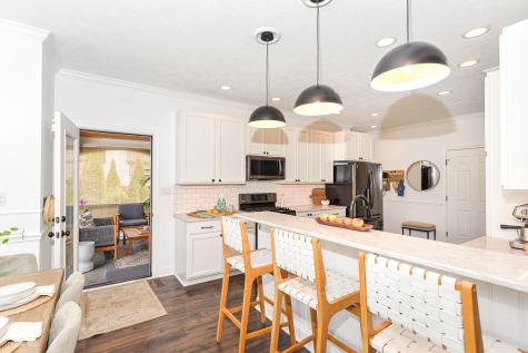 6432 Calais Drive Indianapolis IN 46220
