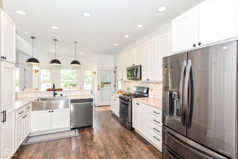 6432 Calais Drive Indianapolis IN 46220