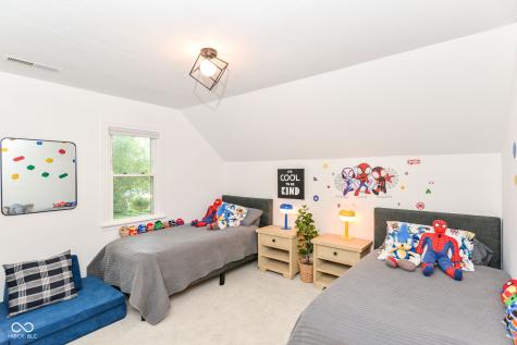 6432 Calais Drive Indianapolis IN 46220