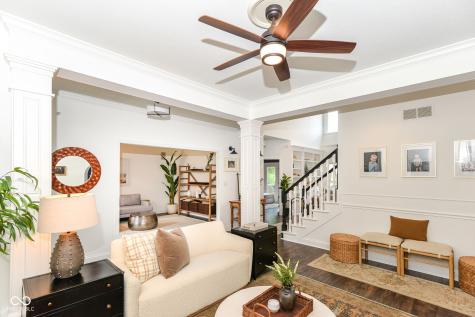 6432 Calais Drive Indianapolis IN 46220