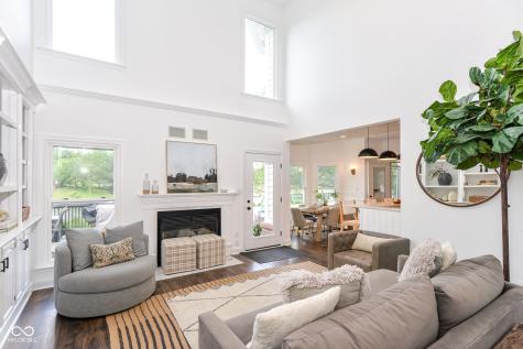 6432 Calais Drive Indianapolis IN 46220