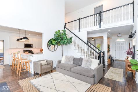 6432 Calais Drive Indianapolis IN 46220