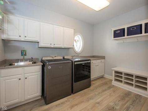 12161 Talon Trace Fishers IN 46037