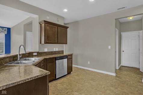 2273 Shadow Bend Drive Columbus IN 47201