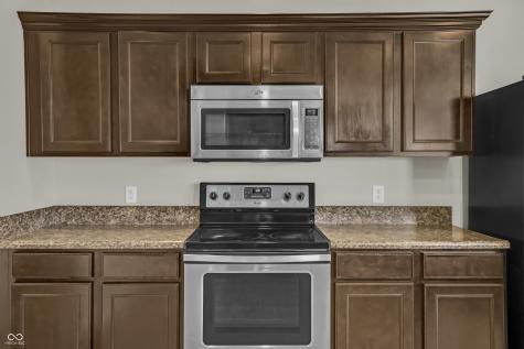 2273 Shadow Bend Drive Columbus IN 47201