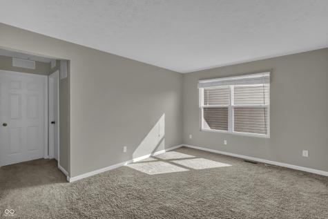 2273 Shadow Bend Drive Columbus IN 47201