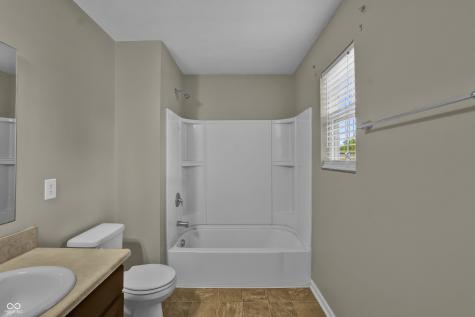 2273 Shadow Bend Drive Columbus IN 47201
