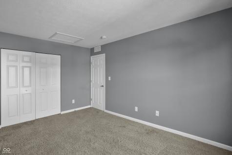 2273 Shadow Bend Drive Columbus IN 47201