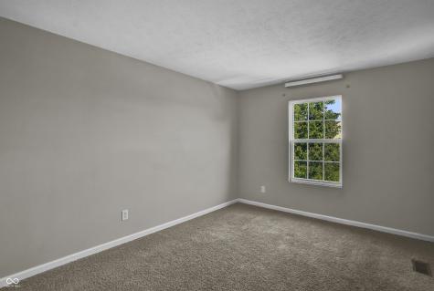 2273 Shadow Bend Drive Columbus IN 47201