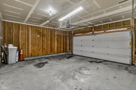 2273 Shadow Bend Drive Columbus IN 47201