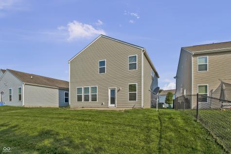 2273 Shadow Bend Drive Columbus IN 47201