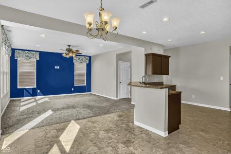 2273 Shadow Bend Drive Columbus IN 47201