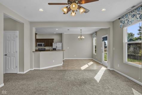 2273 Shadow Bend Drive Columbus IN 47201