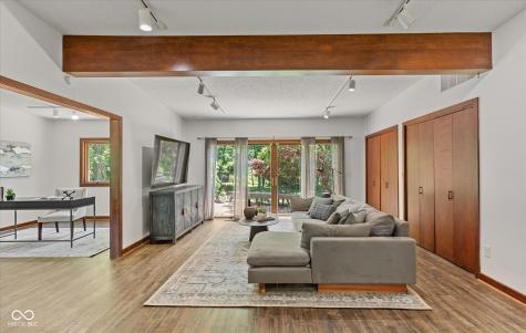 4185 E Main Street Carmel IN 46033