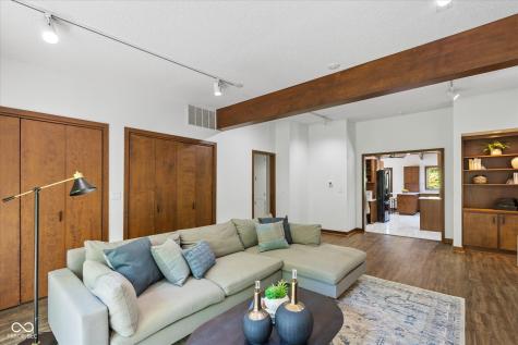 4185 E Main Street Carmel IN 46033