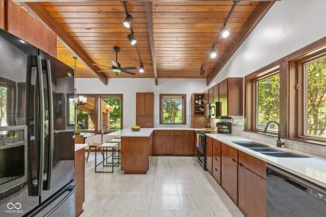 4185 E Main Street Carmel IN 46033