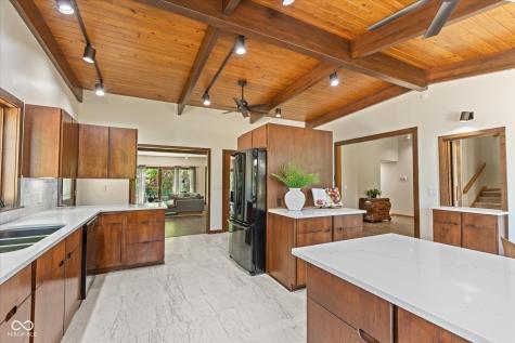 4185 E Main Street Carmel IN 46033