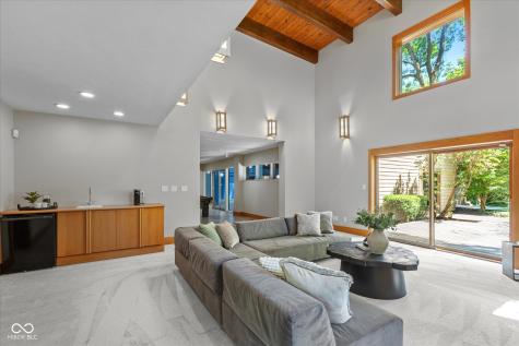 4185 E Main Street Carmel IN 46033