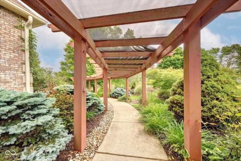 8667 S Strain Ridge Road Bloomington IN 47401