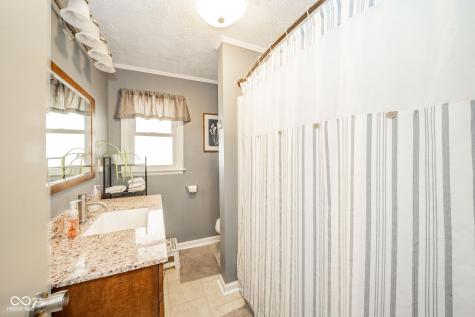 222 E Mckenzie Road Greenfield IN 46140